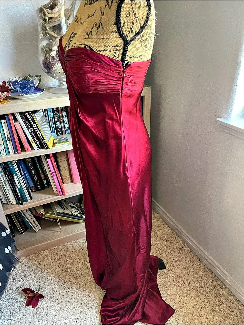 Laundry by Shelli Segal Ruched Silky Blend Red Wine Colored Maxi Dress Size 4 Li